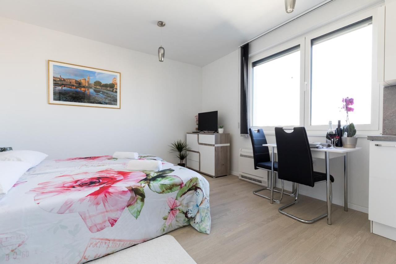 זאדאר Studio Apartman Moonlight מראה חיצוני תמונה